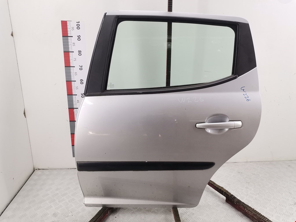 Стекло двери задней левой Peugeot 207 (2006-2014)