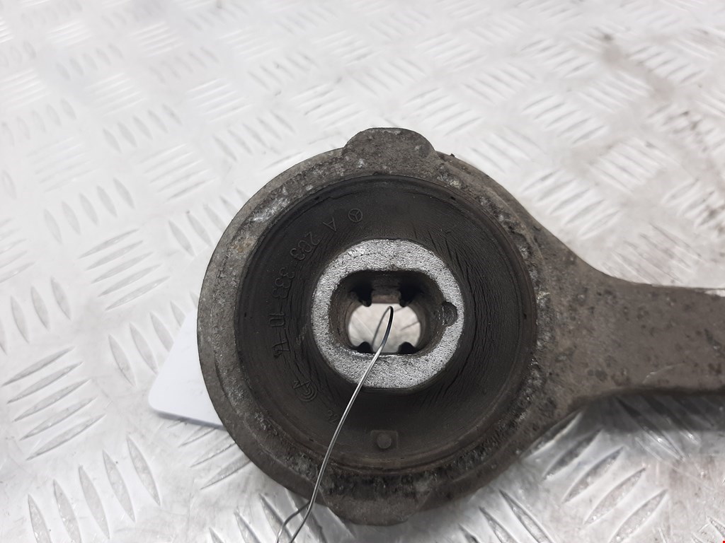 Рычаг передний левый MERCEDES-BENZ C-Class C-klasse W204 2007-2015