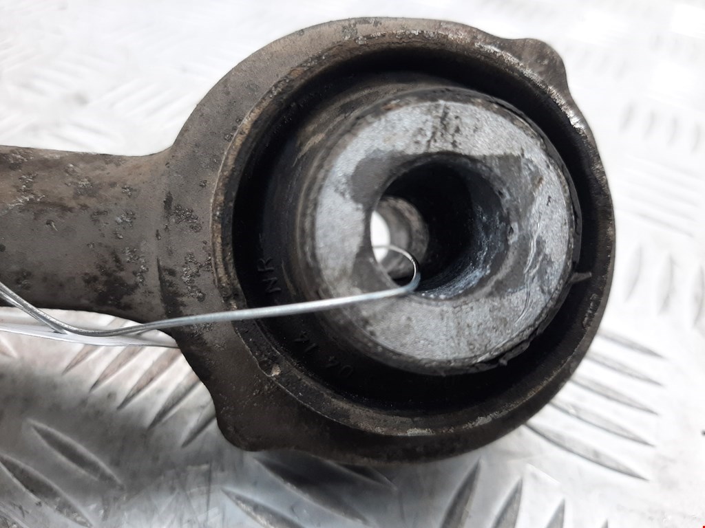 Рычаг передний левый MERCEDES-BENZ C-Class C-klasse W204 2007-2015