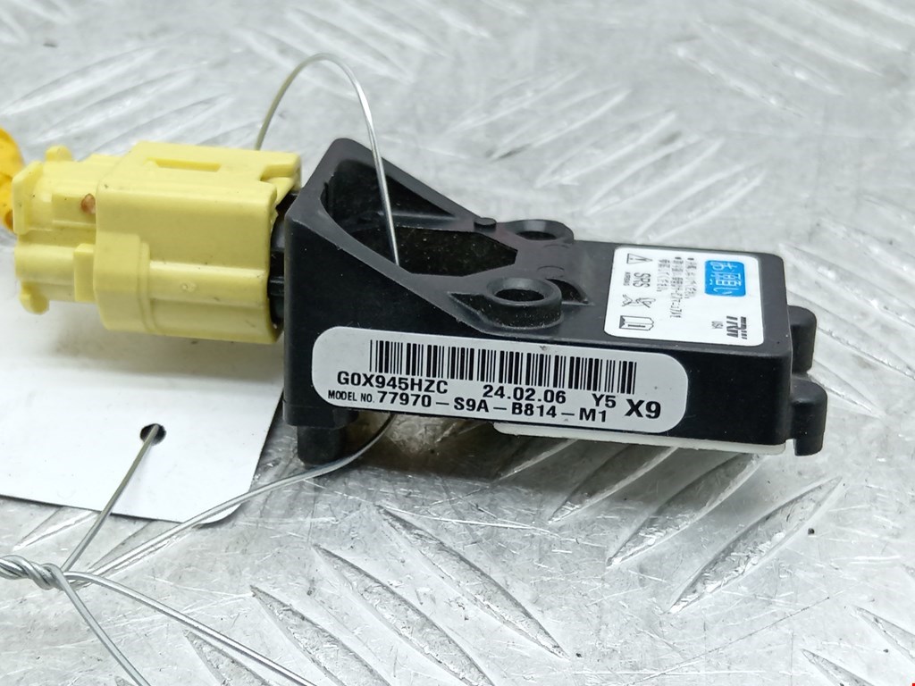 Датчик AIR BAG (подушек безопасности) HONDA CR-V II 2002-2007