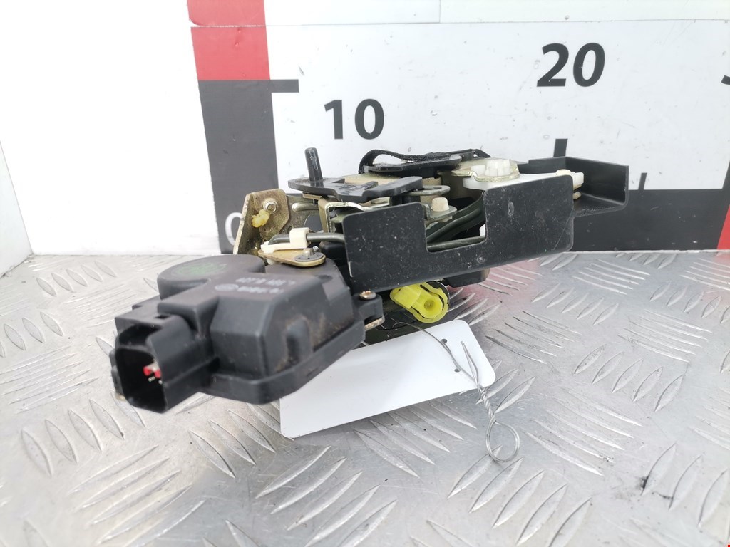 Замок двери задней левой HYUNDAI Terracan 2001-2006