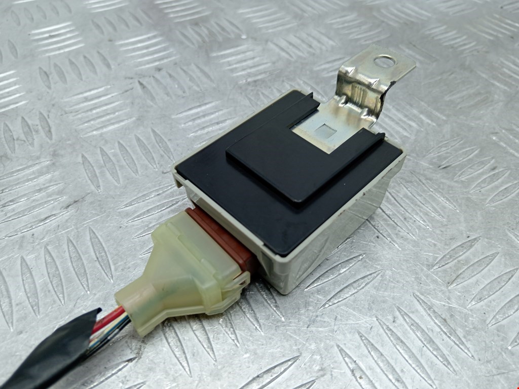 Реле HONDA CR-V II 2002-2007