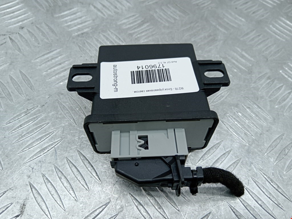 Блок управления светом AUDI Q7 I 2006-2015