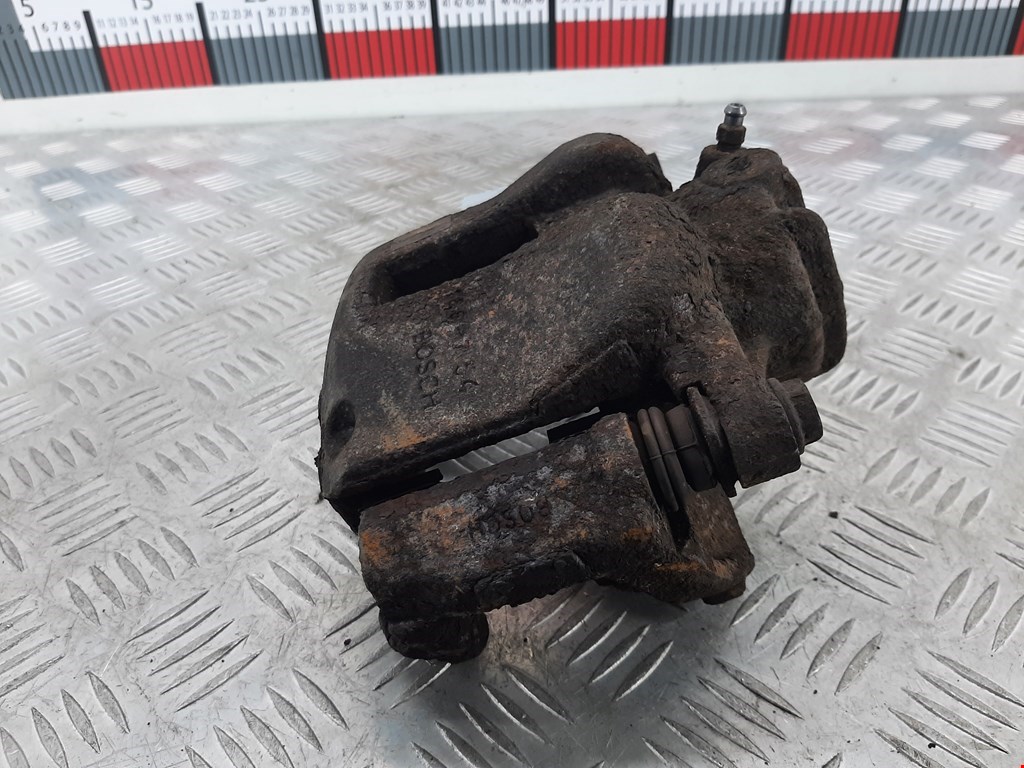 Суппорт передний правый PEUGEOT 207 2006-2015