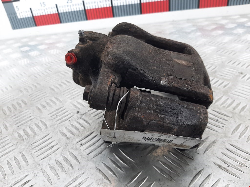 Суппорт передний правый PEUGEOT 207 2006-2015