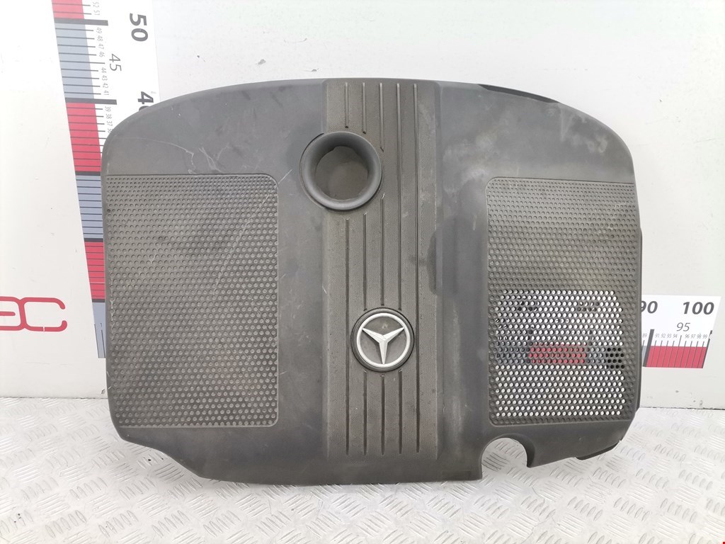 Накладка (крышка) декоративная двигателя Mercedes C-Class (W204) (2006-2015)