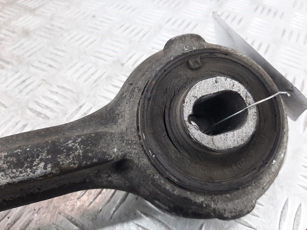 Рычаг передний правый MERCEDES-BENZ C-Class C-klasse W204 2007-2015