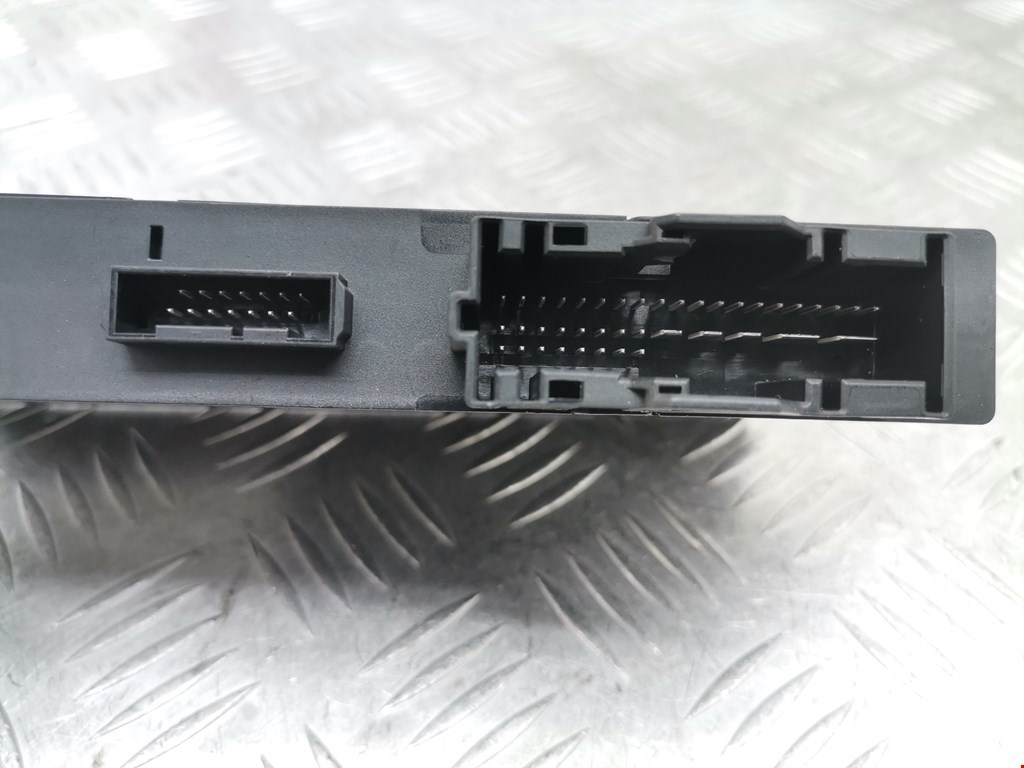 Блок управления центральным замком BMW 6er E63/E64 2003-2011