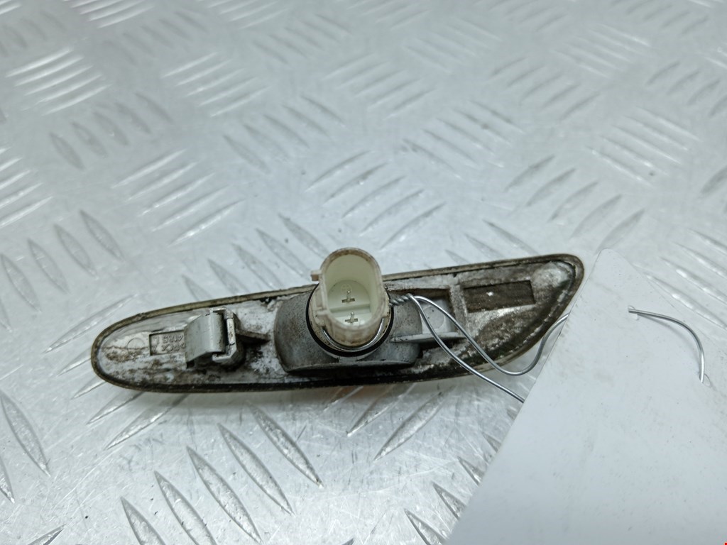 Повторитель на крыло BMW 5er 5 серия E60/E61 2003-2010