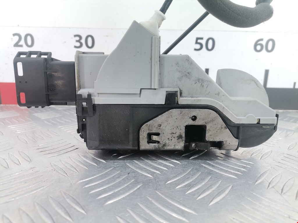 Замок двери передней правой PEUGEOT Partner 2008-2018