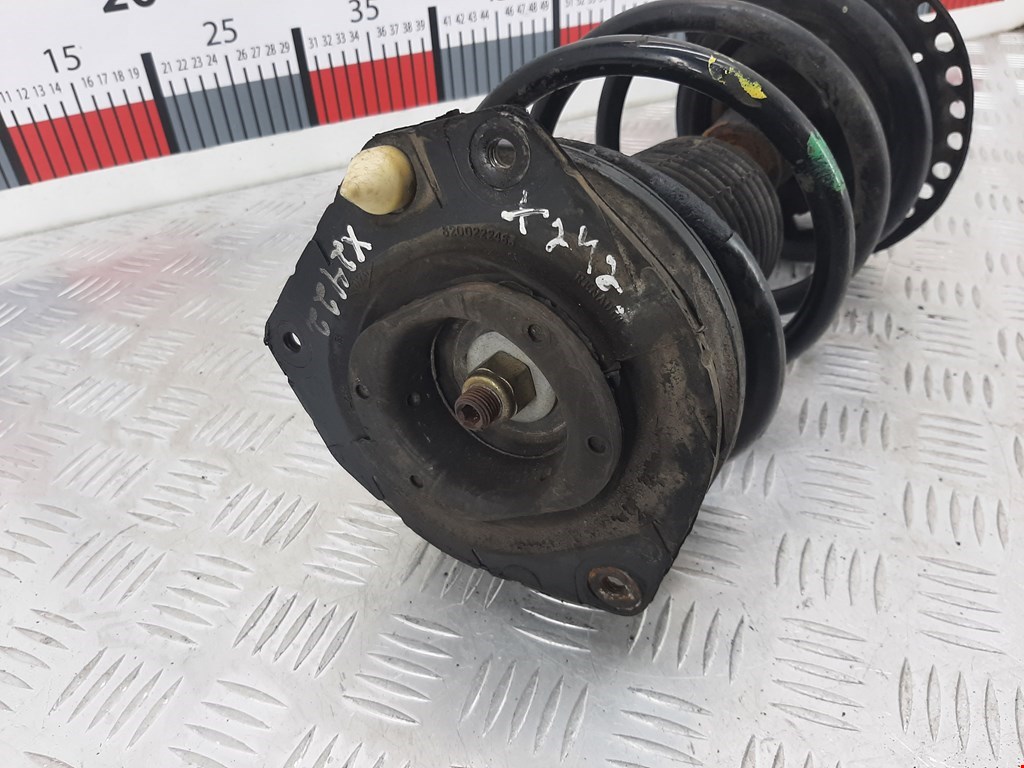 Амортизатор передний правый RENAULT Megane II 2002-2009