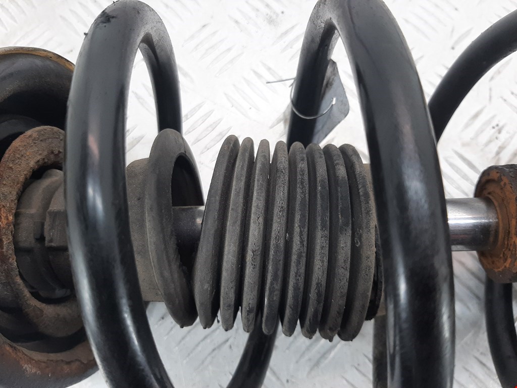 Амортизатор передний правый RENAULT Megane II 2002-2009