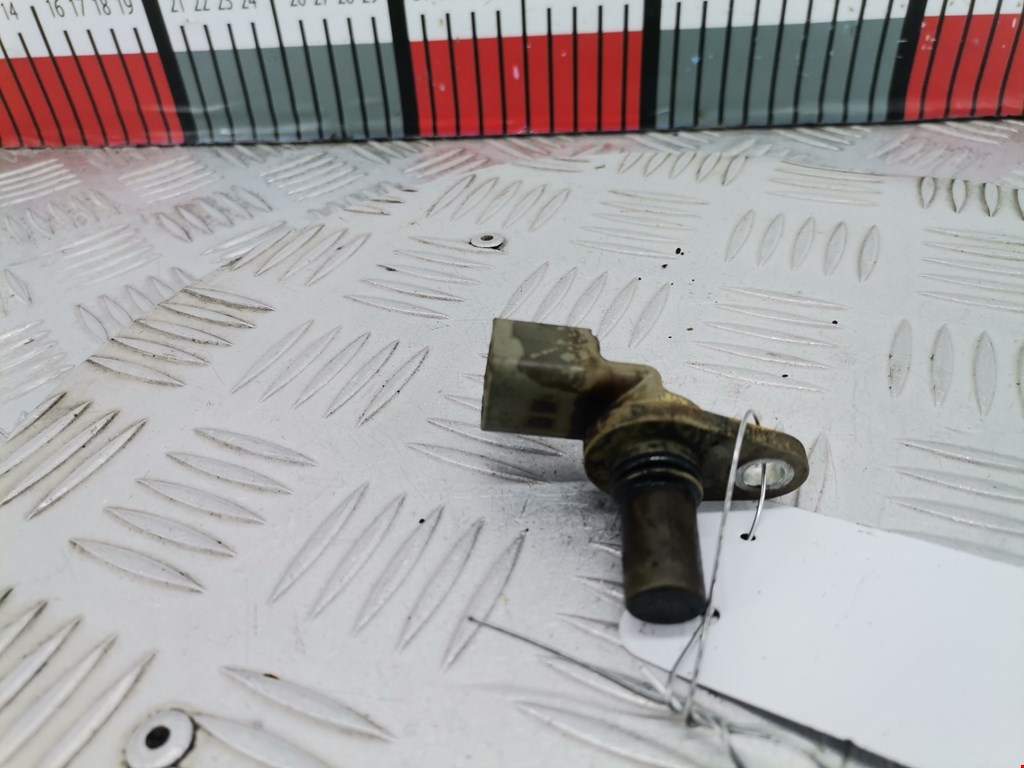 Датчик положения распредвала FORD Focus II 2005-2011
