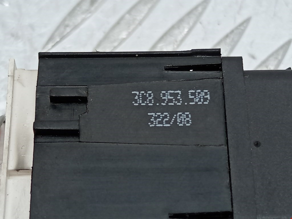 Кнопка аварийной сигнализации (аварийки) VOLKSWAGEN Passat CC 2008-2017