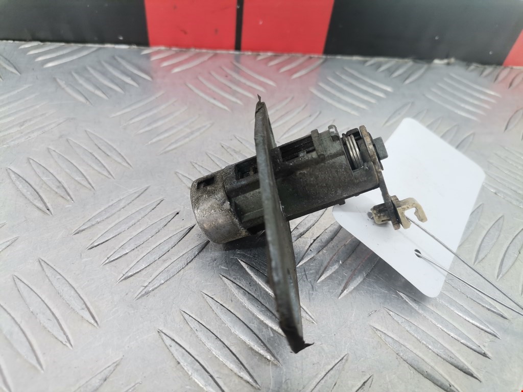 Вставка замка багажника SSANG YONG Rexton 2002-2008