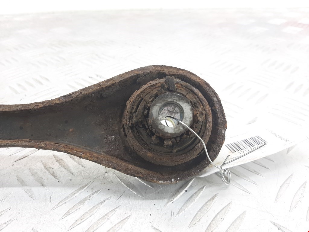 Рычаг задний правый VOLKSWAGEN Passat CC 2008-2017