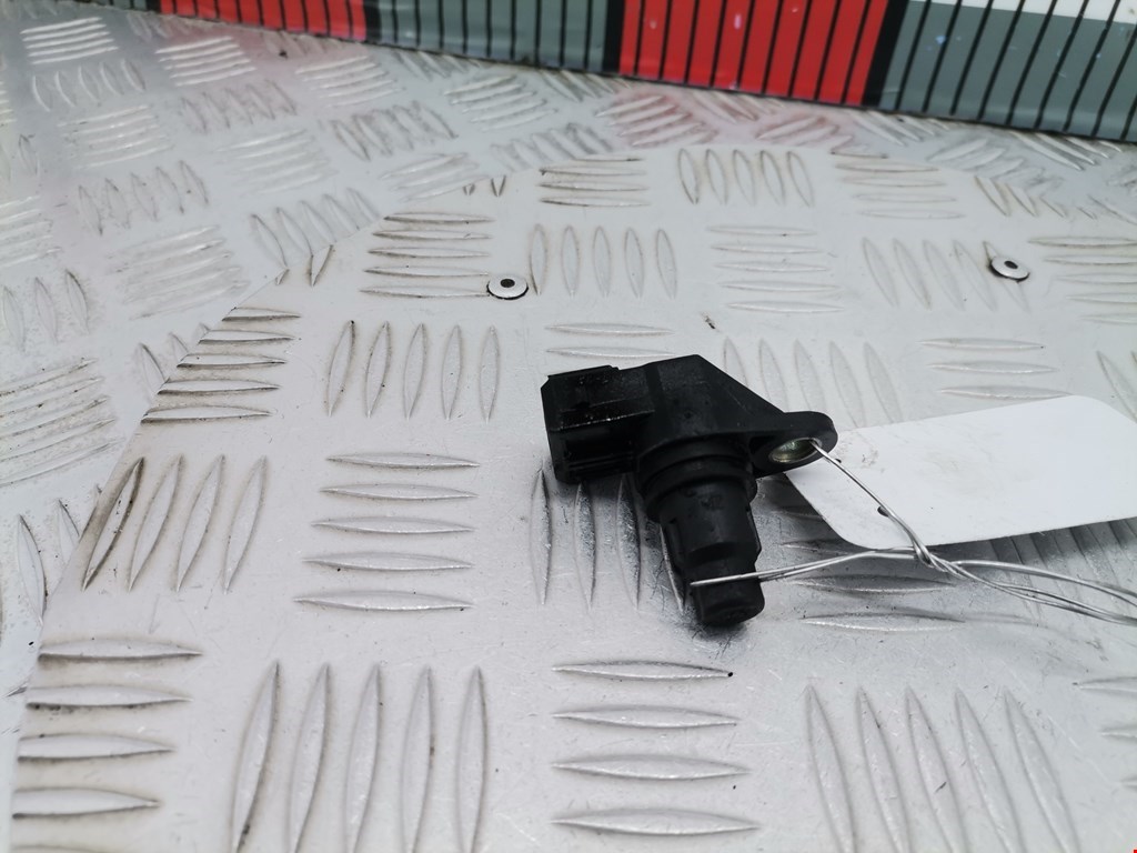 Датчик положения распредвала MITSUBISHI Carisma 1995-1999