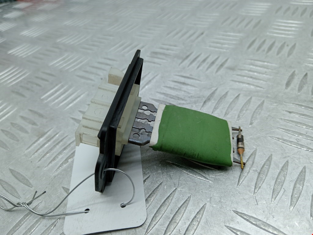 Резистор отопителя (сопротивление печки) MINI Hatch R56 3-door 2007-2013