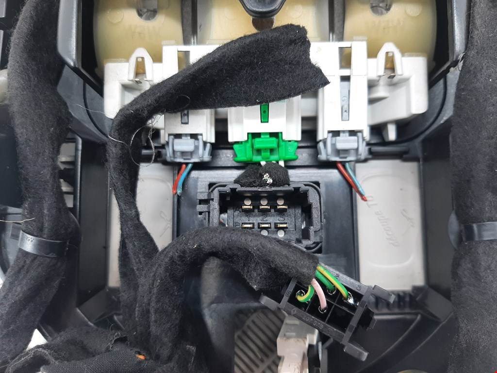 Плафон салонный (салона фонарь) PEUGEOT 807 2002-2014