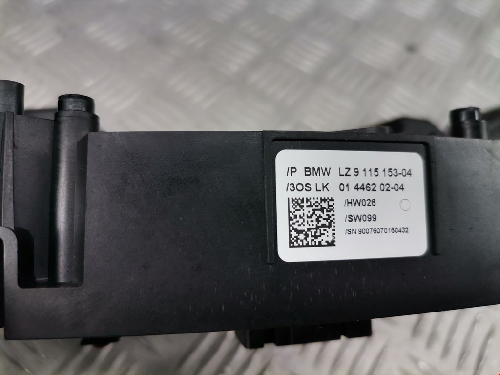 Переключатель поворотов подрулевой BMW 6er E63/E64 2003-2011