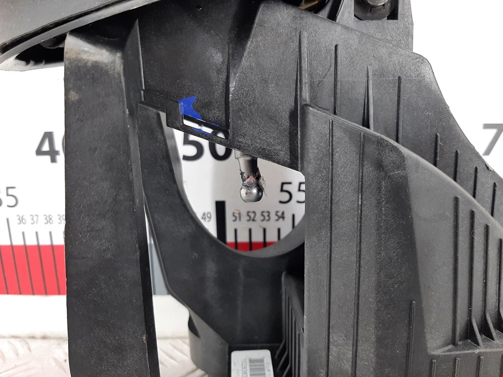 Кулиса (селектор) АКПП/МКПП в салоне PEUGEOT 308 2007-2015