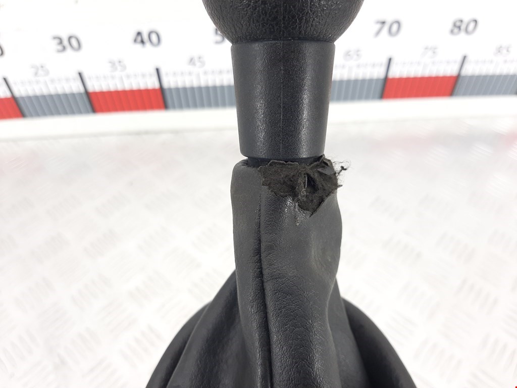 Кулиса (селектор) АКПП/МКПП в салоне PEUGEOT 308 2007-2015