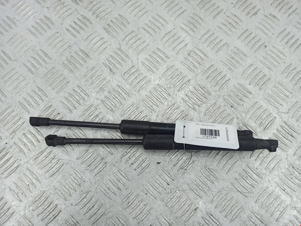 Амортизатор капота левый=правый BMW 6er E63/E64 2003-2011