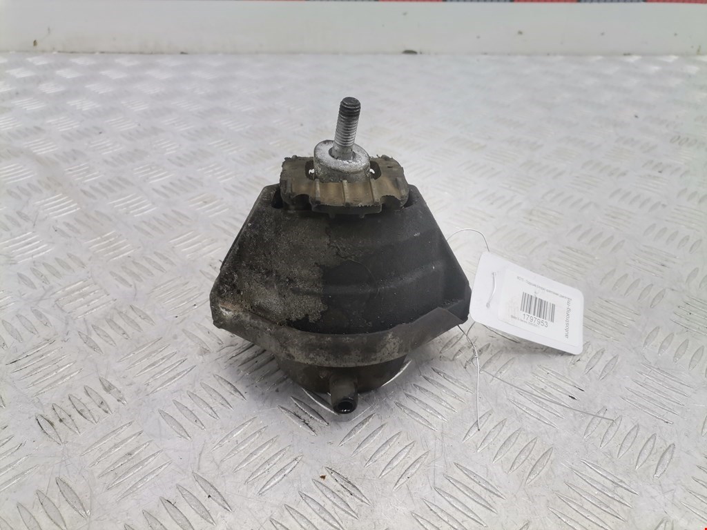 Подушка (опора) крепления двигателя BMW 5-Series (E60/E61) (2003-2010)