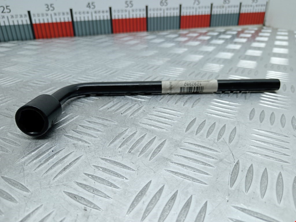 Ключ балонный RENAULT Kangoo 2008-2021