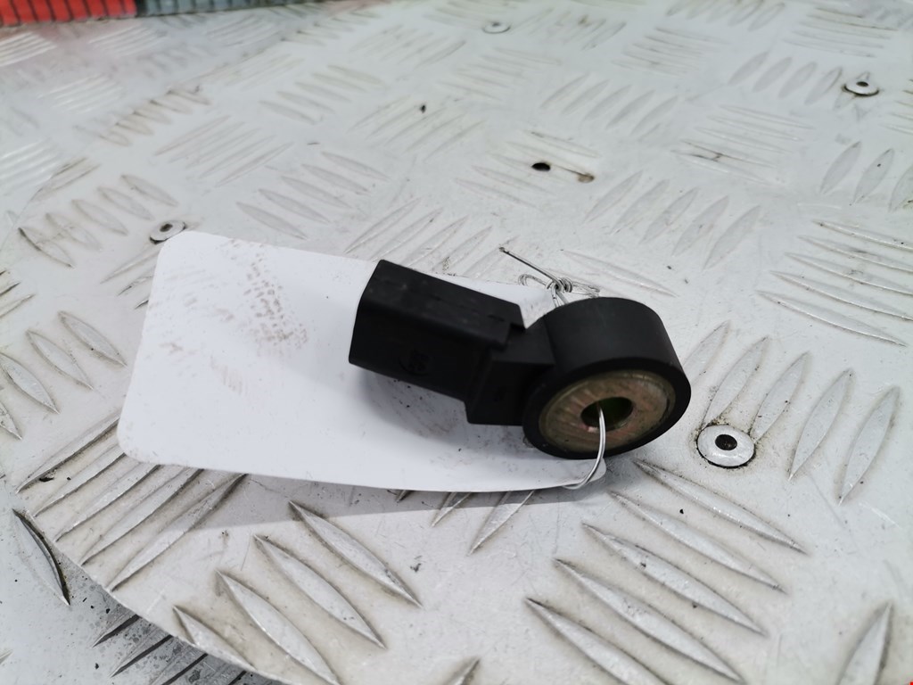 Датчик детонации AUDI A4 B7 2004-2007