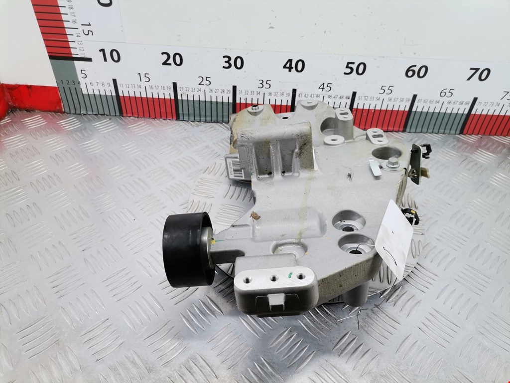 Кронштейн генератора IVECO Daily VI 2014-н.в.