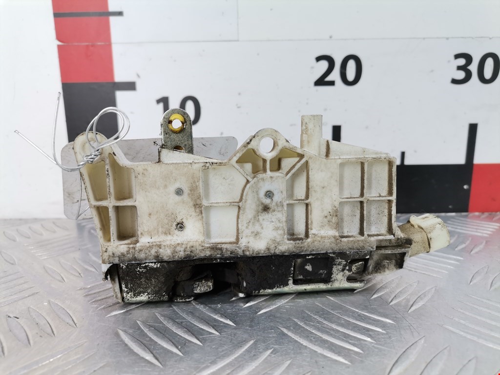 Замок двери передней левой IVECO EuroCargo II 2003-2008