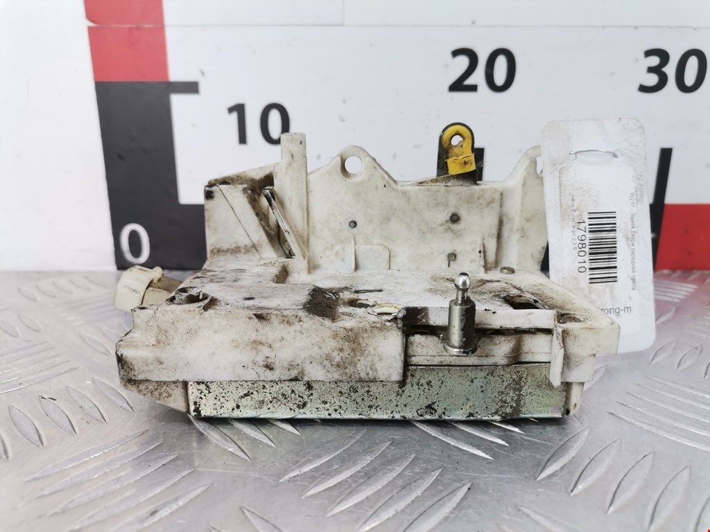 Замок двери передней левой IVECO EuroCargo II 2003-2008