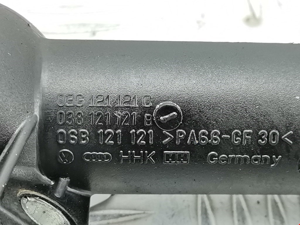 Корпус термостата AUDI A4 B6 2001-2005