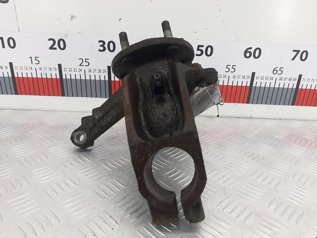 Ступица передняя левая FORD Focus II 2005-2011