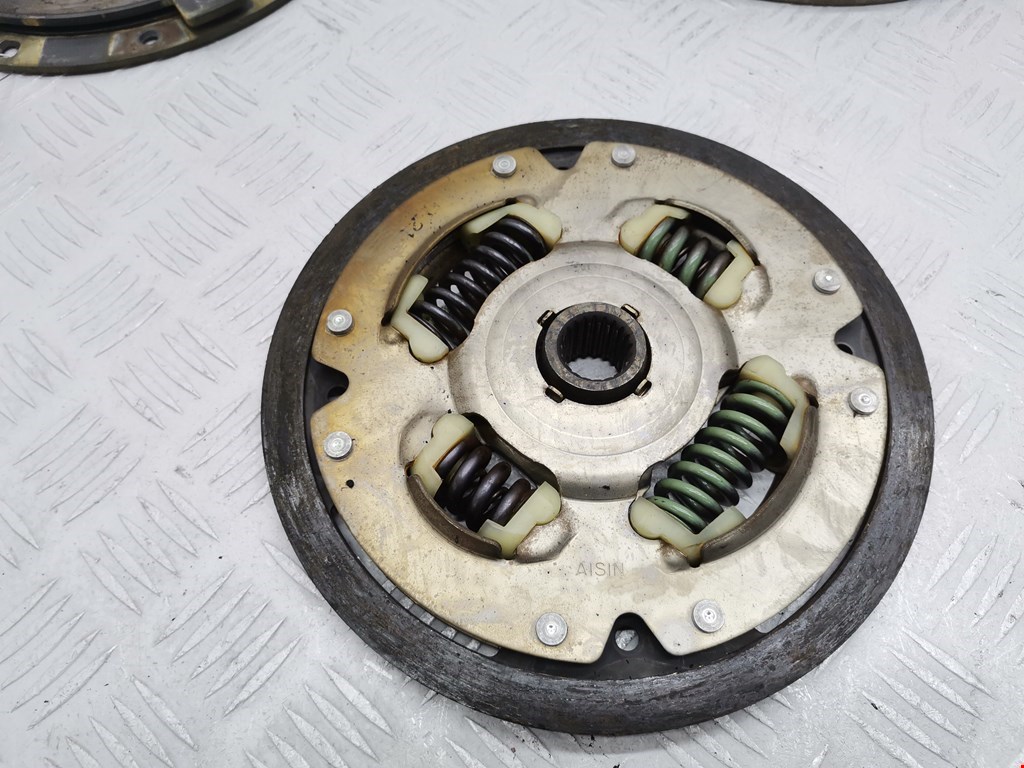 Маховик (демпфер сцепления) TOYOTA Prius II XW20 2003-2012