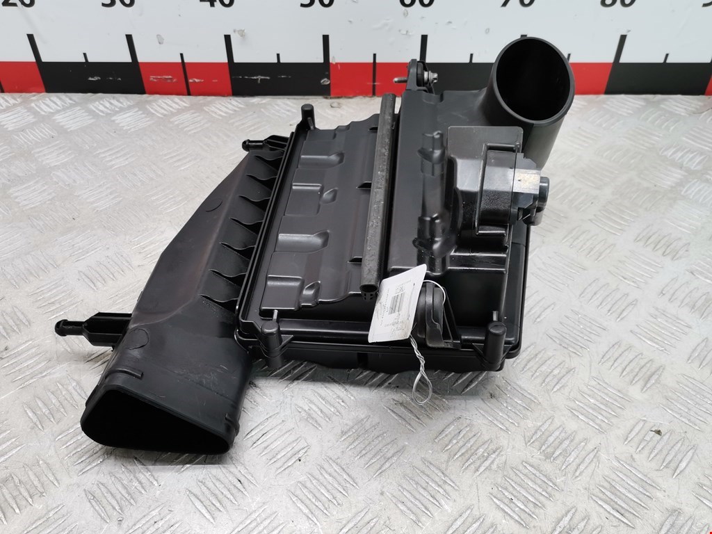 Корпус воздушного фильтра MERCEDES-BENZ CLS-Class C219 2004-2010