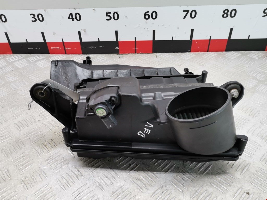 Корпус воздушного фильтра MERCEDES-BENZ CLS-Class C219 2004-2010