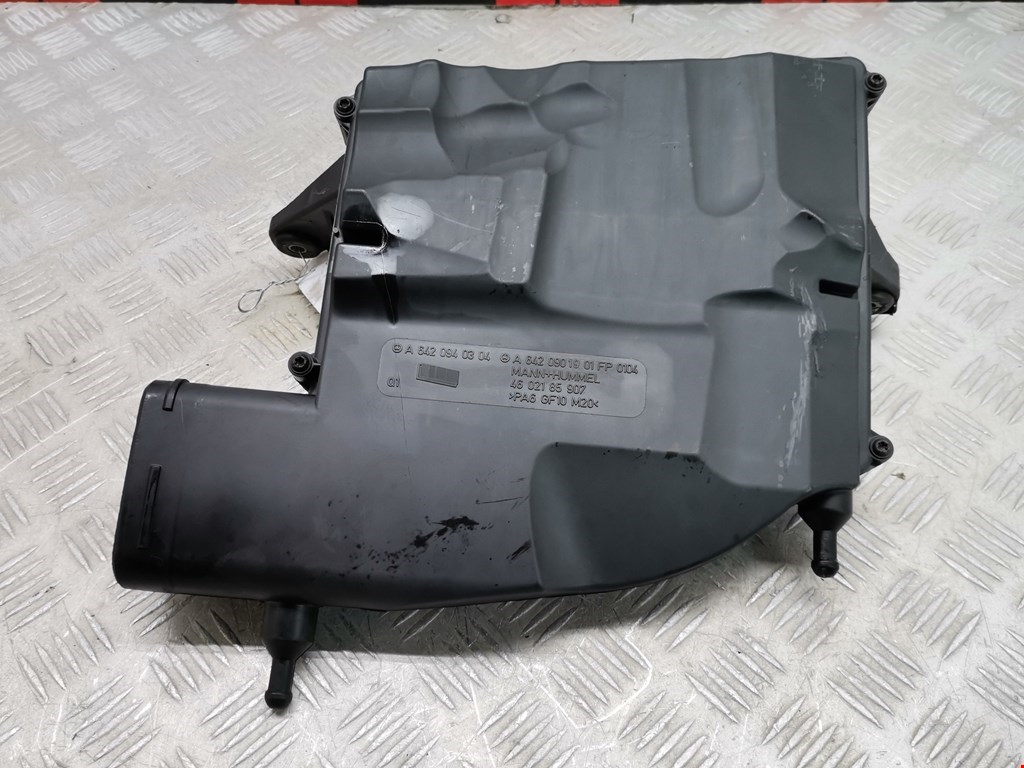 Корпус воздушного фильтра MERCEDES-BENZ CLS-Class C219 2004-2010