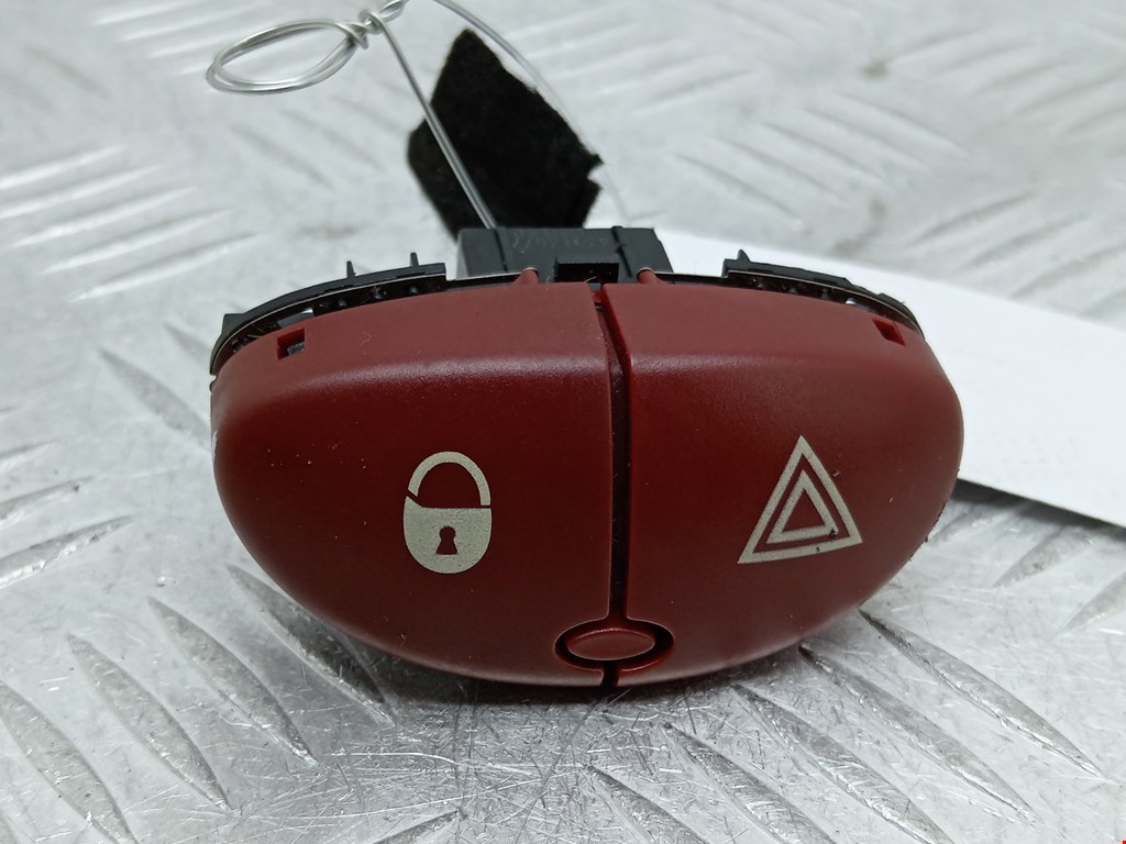 Кнопка аварийной сигнализации (аварийки) CITROEN Xsara Picasso 1999-2012