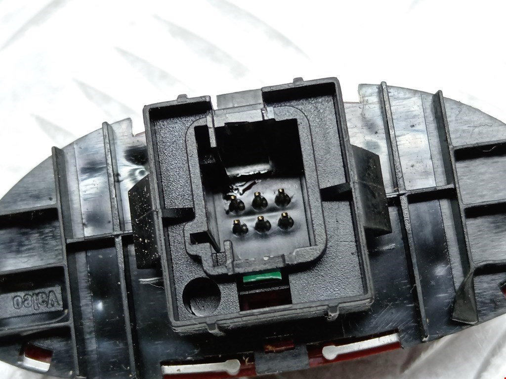 Кнопка аварийной сигнализации (аварийки) CITROEN Xsara Picasso 1999-2012