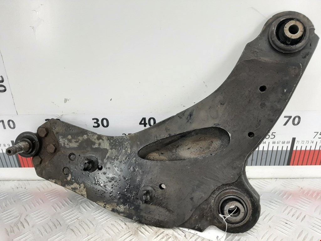 Рычаг передний правый OPEL Vivaro A 2001-2014