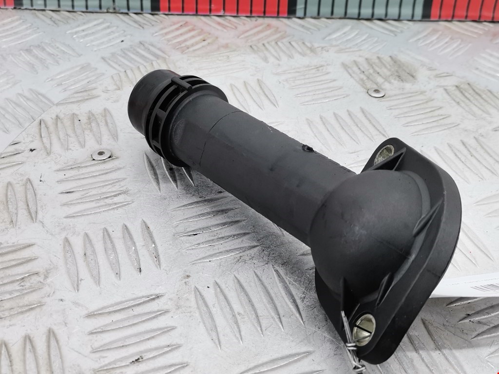 Корпус термостата VOLKSWAGEN Passat B5 1997-2005