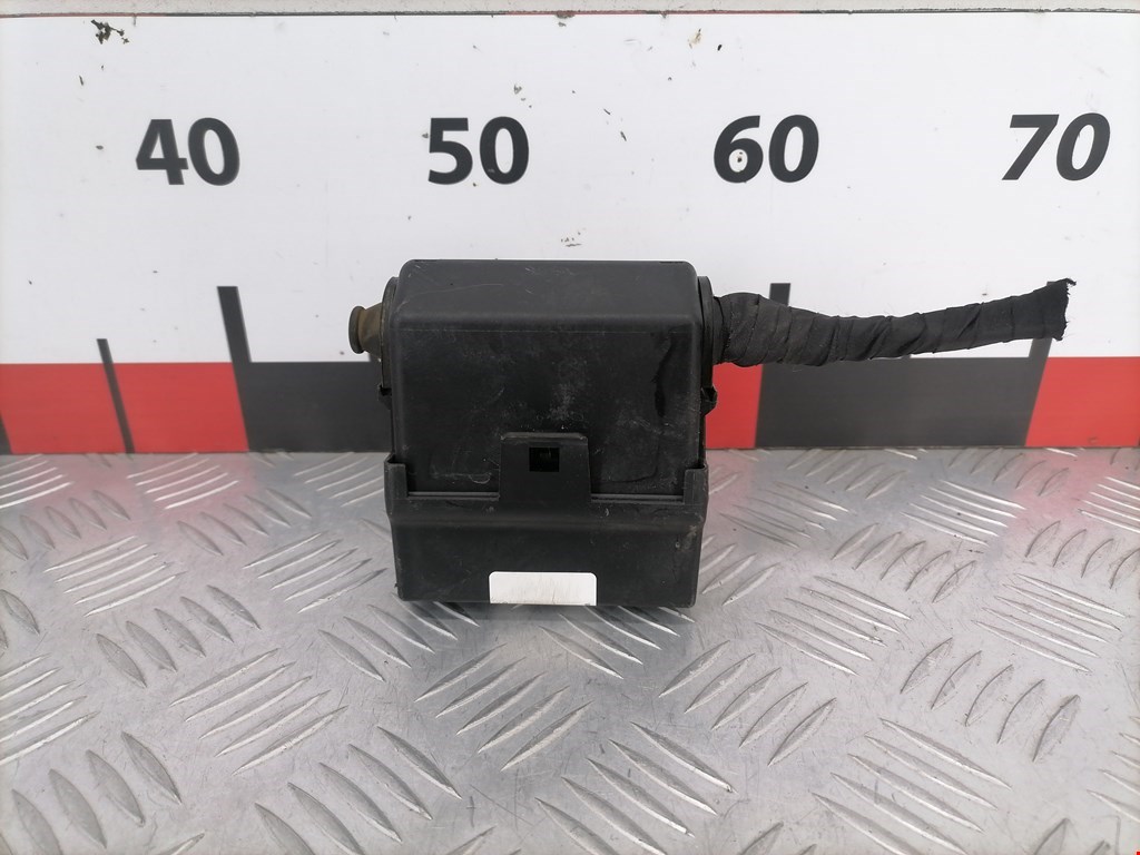 Блок реле OPEL Astra J 2009-2017