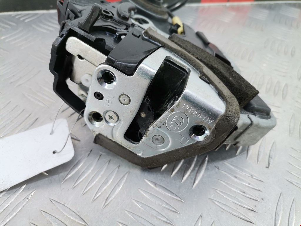 Замок двери задней правой TOYOTA RAV 4 XA30 2006-2012