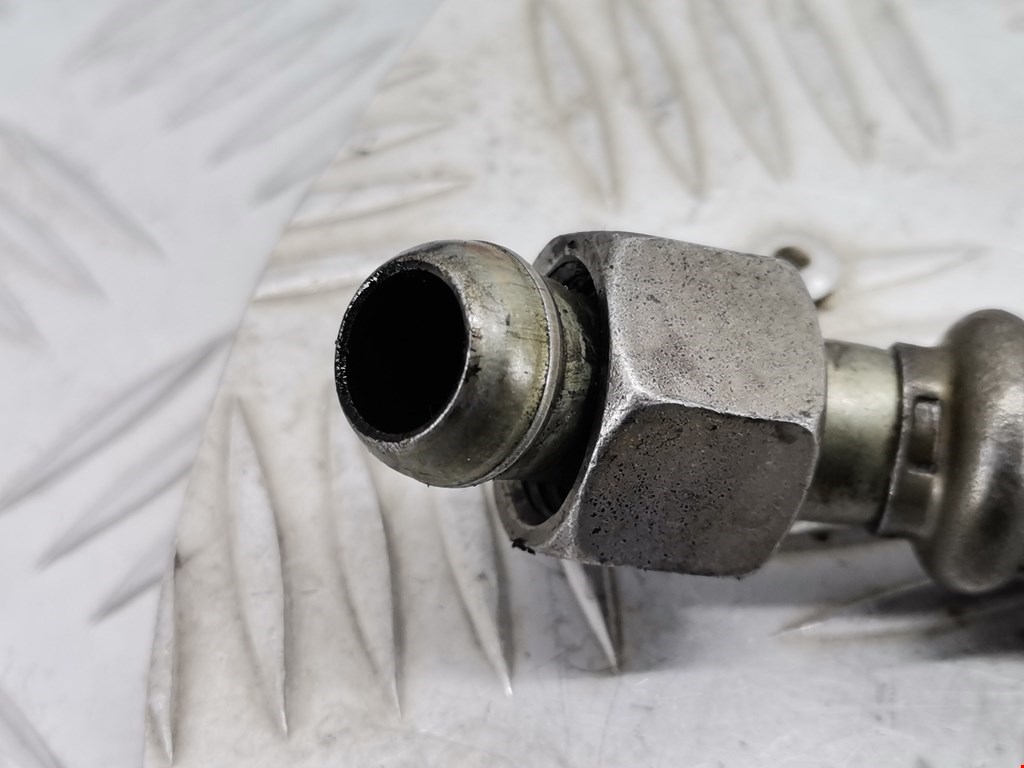 Трубка нагнетателя VOLKSWAGEN Passat B5 1997-2005