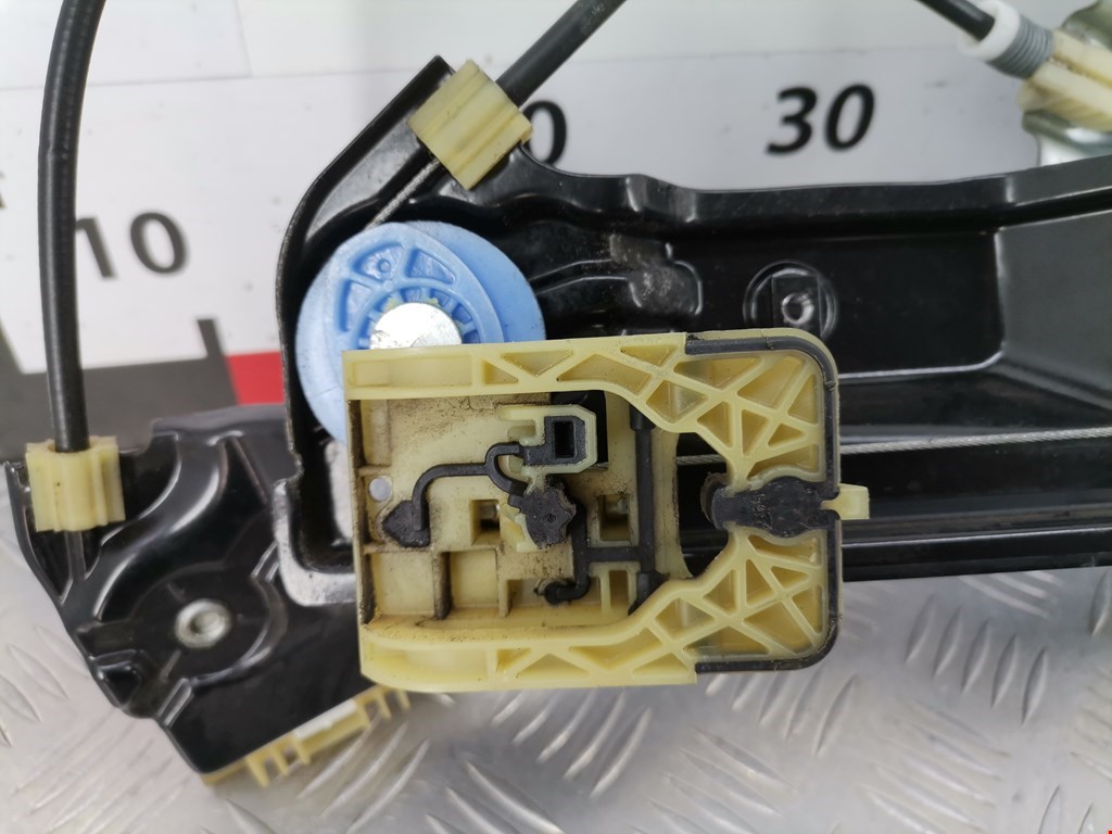 Стеклоподъемник передний левый OPEL Astra J 2009-2017