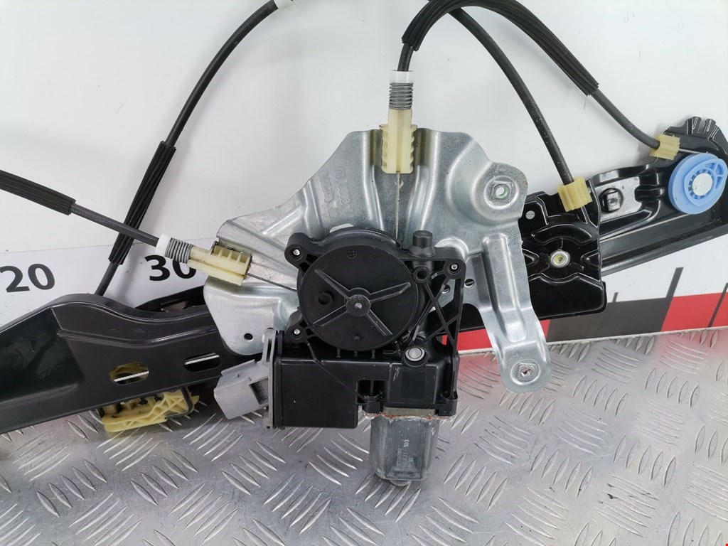 Стеклоподъемник передний левый OPEL Astra J 2009-2017