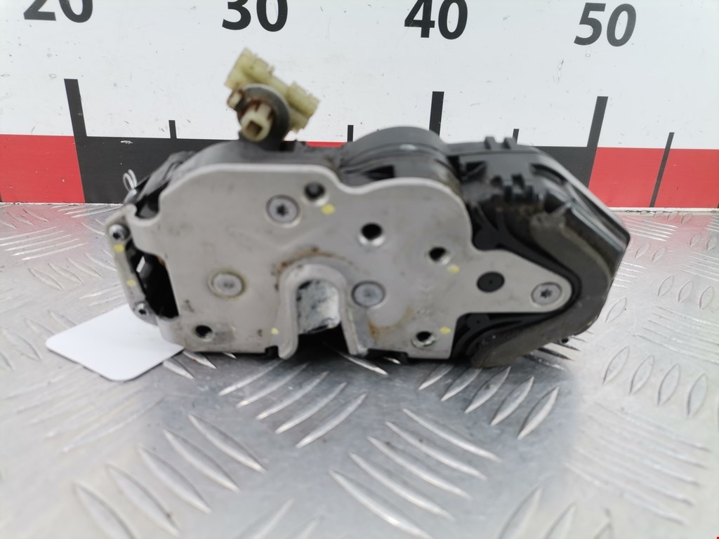 Замок двери передней левой OPEL Astra J 2009-2017