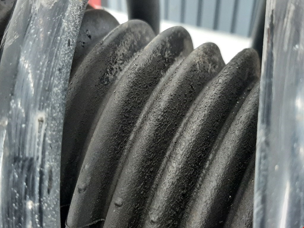 Амортизатор передний правый OPEL Zafira B 2005-2012